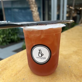 Hannassi Tea Latte - Peach Raspberry Black Tea - Coffee & Tea Near Me - Lewisville, Texas