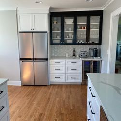 APK Janitorial Service - Breakfast bar