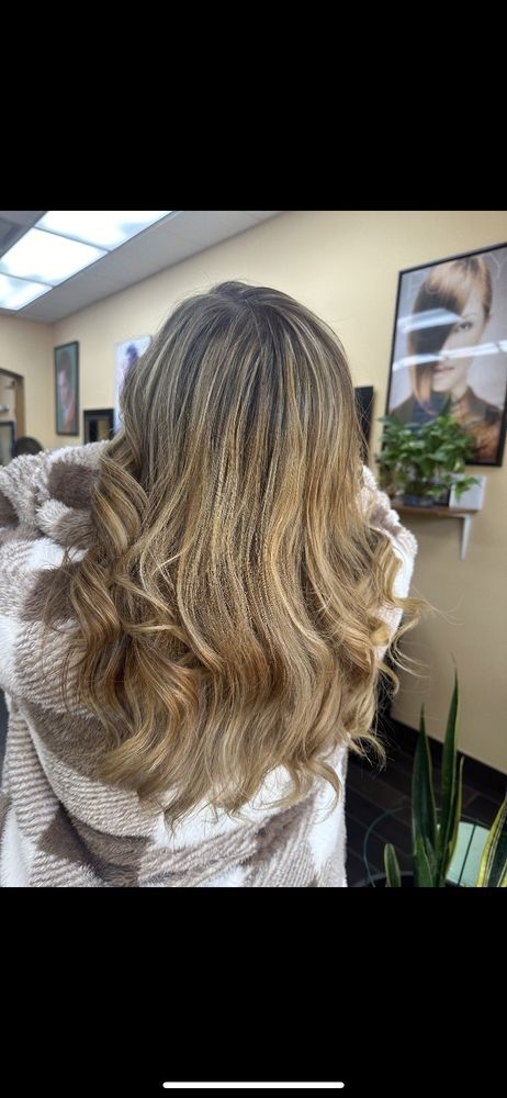 LK Beauty Salon Image