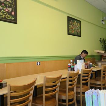 Stadium Pho - Inside - Vietnamese Near Me - Honolulu, Hawaii