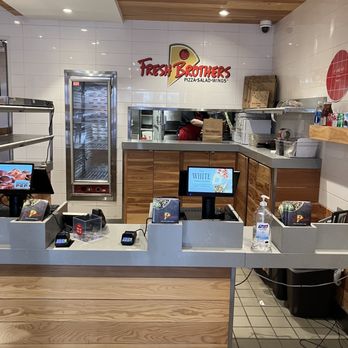 Fresh Brothers - Burbank - Pizza Near Me - Burbank, California