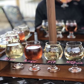 Henway Hard Cider - Cideries Near Me - Bluemont, Virginia