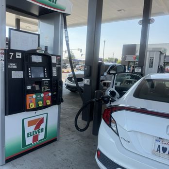 7-Eleven - Refill!! Ready to ride!! =D - Convenience Stores Near Me - Fresno, California 7-Eleven - Refill!! Ready to ride!! =D - Convenience Stores Near Me - Fresno, California