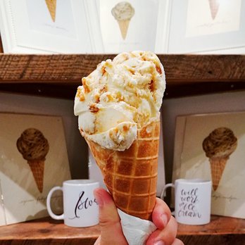 Summer's Ice Cream - Ice Cream & Frozen Yogurt Near Me - Toronto, Ontario Summer's Ice Cream - Ice Cream & Frozen Yogurt Near Me - Toronto, Ontario