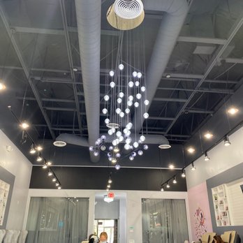 Zen Nail Bar - Nail Salons Near Me - Riverside, California