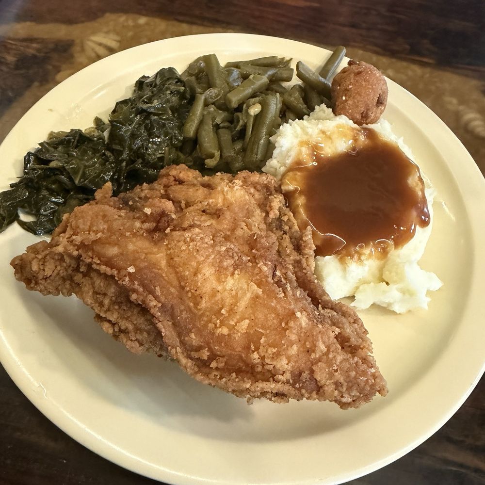 Bevricks Char House Grille - Lunch buffet - American Near Me - Metter, Georgia