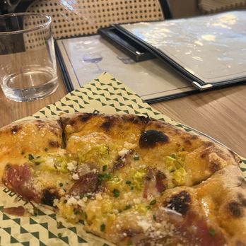 Lupo - Pizza - Italian Near Me - Banff, Alberta Lupo - Pizza - Italian Near Me - Banff, Alberta