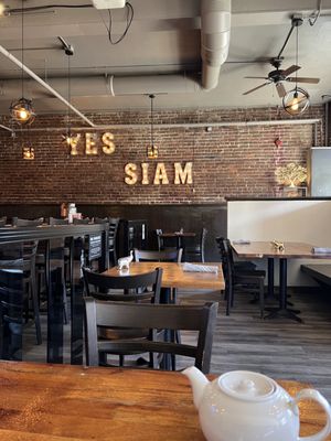 Yes Siam Thai Cafe and Bar by null