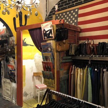 Melrose Vintage - Fitting Room - Used, Vintage & Consignment Near Me - Florence, FI