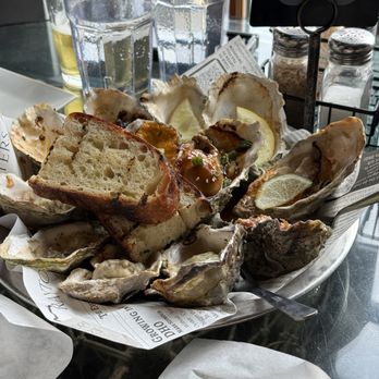 Drayton Harbor Oyster Company - Grilled oysters - Live/Raw Food Near Me - Blaine, Washington