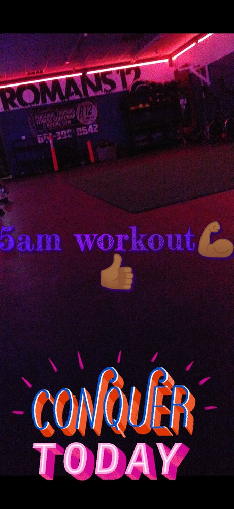 R12 Fitness Logo