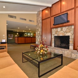 Quality Inn Sunridge Inn & Conference Center - Enjoy sitting by the fire at our Business Center