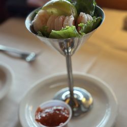Reds Restaurant - Shrimp cocktail (5 piece)