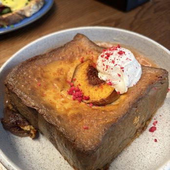 Little Collins - Reinas Standard French Toast - Coffee & Tea Near Me - New York, New York Little Collins - Reinas Standard French Toast - Coffee & Tea Near Me - New York, New York