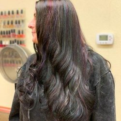 Revamps Salon