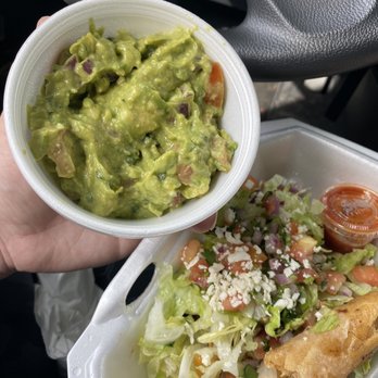 Maria's Tacos y Mas - Side of guacamole - Tacos Near Me - Naples, Florida