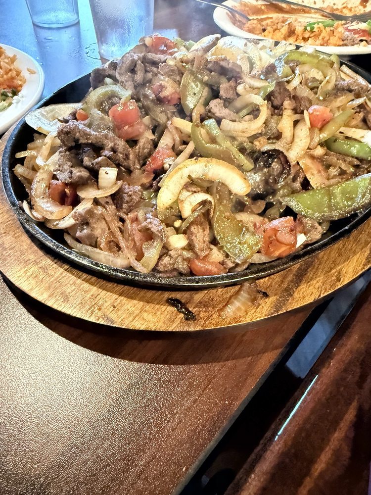 Avocado’s Mexican Grill Logo