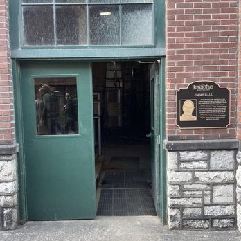 Buffalo Trace Distillery - Distilleries Near Me - Frankfort, Kentucky
