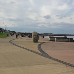 Glasthule / Sandycove Pier - Nice!