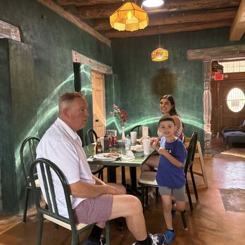 Stone Edge - Our table - Barbeque Near Me - La Luz, New Mexico