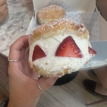 Chubby Baker - strawberry and cream donut // ig: @sandyeatslocal - Donuts Near Me - Salt Lake City, Utah Chubby Baker - strawberry and cream donut // ig: @sandyeatslocal - Donuts Near Me - Salt Lake City, Utah