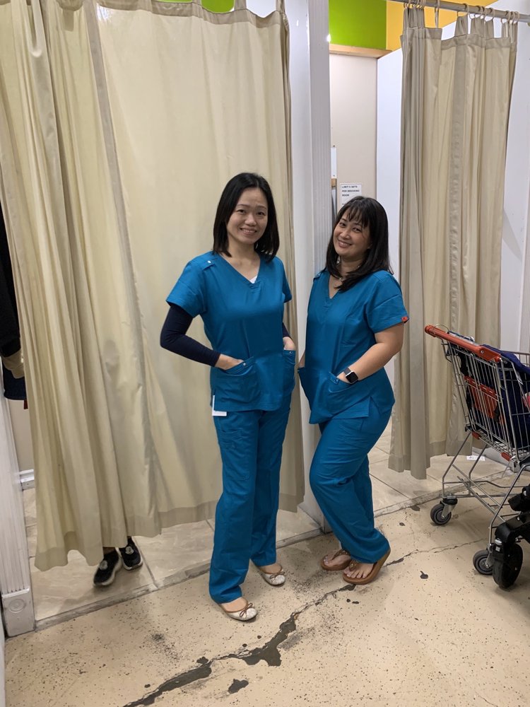 REINA UNIFORMS 40 Photos & 55 Reviews Uniforms 9931 Gidley St, El