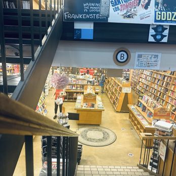 Moe's Books - Bookstores Near Me - Berkeley, California