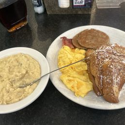 The Steve-0 and Grits The Steve-0 and Grits