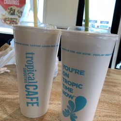 Mango and Detox Island Green Smoothie. Gigantic sizes