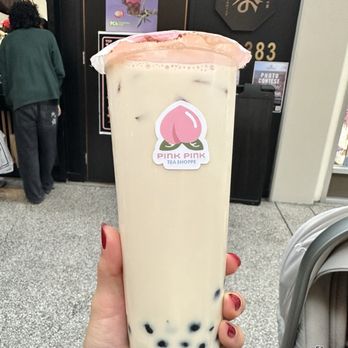 Pink Pink Tea Shoppe - M1. Peach Oolong Boba Milk Tea - Bubble Tea Near Me - San Francisco, California