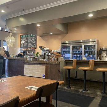 Marmalade Cafe - Malibu - Inside - Breakfast & Brunch Near Me - Malibu, California