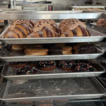 Bonrue Bakery formerly Farmstead - Bakeries Near Me - St George, Utah