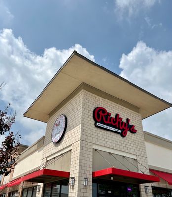 Ricky's Hot Chicken by null