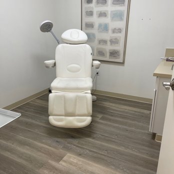 Younger World Wellness Center - My gorgeous room! - Medical Spas Near Me - San Gabriel, California