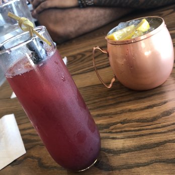 Another Broken Egg Cafe - Lemonade and blueberry Mimosa and mule - American Near Me - Indianapolis, Indiana