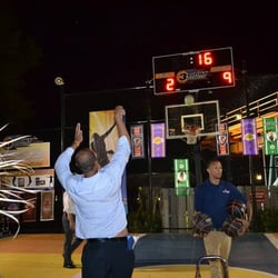 Dondi Flemister - Alfa Insurance - Participating in a basketball shootout at Six Flags