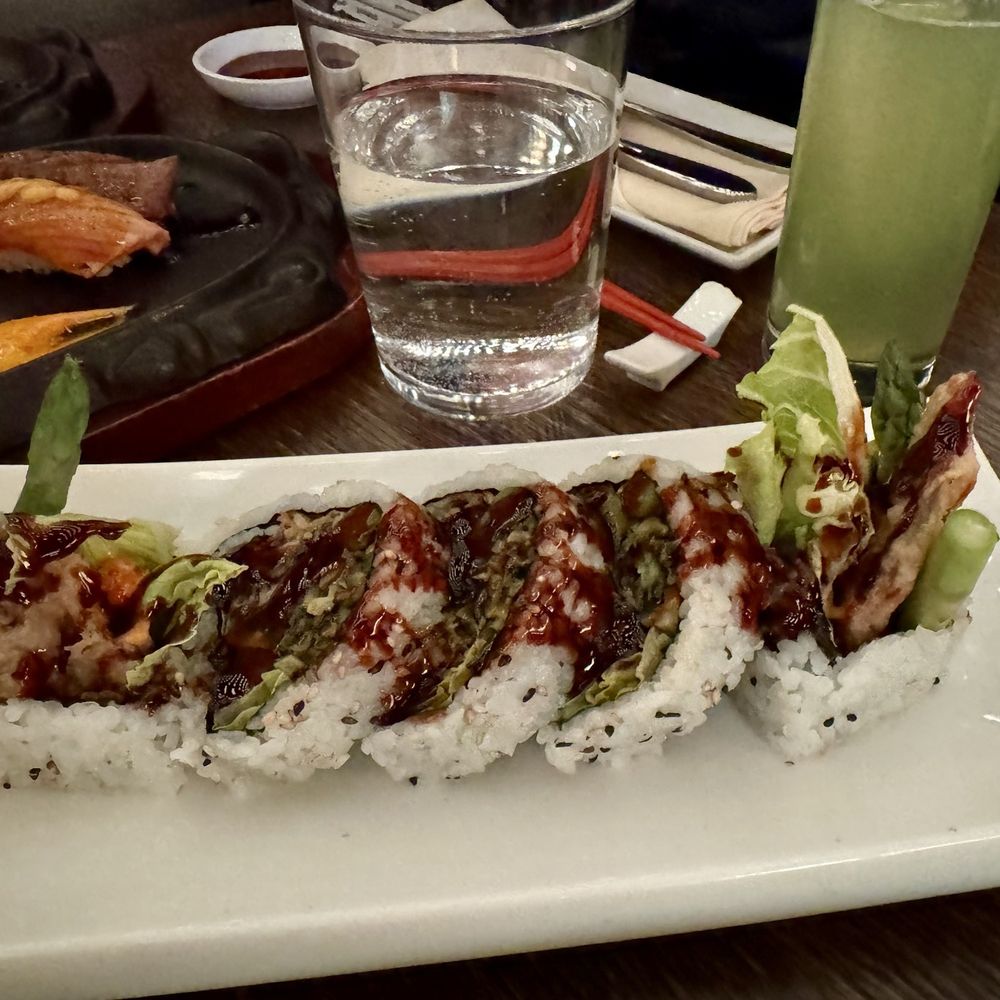 MM by Morimoto - Soft shell crab roll - Japanese Near Me - Montclair, New Jersey MM by Morimoto - Soft shell crab roll - Japanese Near Me - Montclair, New Jersey