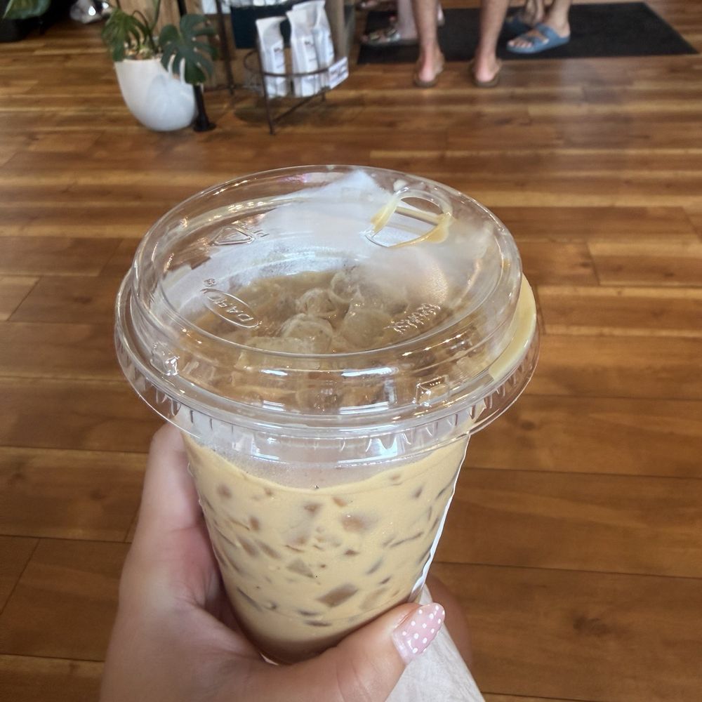 Sea Level Coffee and Kitchen - Iced vanilla latte - Coffee & Tea Near Me - Nags Head, North Carolina Sea Level Coffee and Kitchen - Iced vanilla latte - Coffee & Tea Near Me - Nags Head, North Carolina