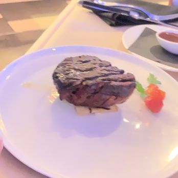 Queensview Steakhouse - Filet mignon - Steakhouses Near Me - Long Beach, California