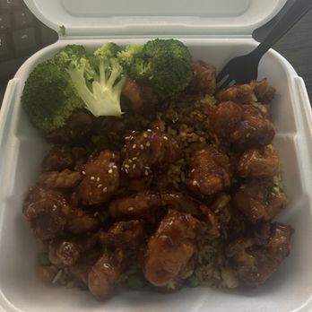 Tumi Asian Fresh & Sushi - Orange Chicken - Asian Fusion Near Me - Phoenix, Arizona Tumi Asian Fresh & Sushi - Orange Chicken - Asian Fusion Near Me - Phoenix, Arizona