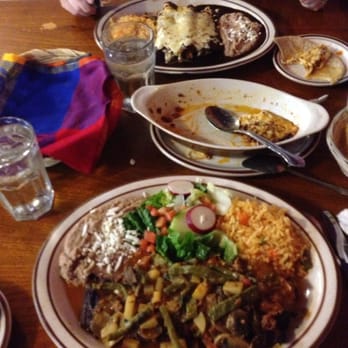 La Quebrada - Mealtime - Mexican Near Me - Aurora, Illinois