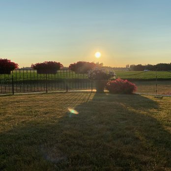 Oostema Farmstead - Vacation Rentals Near Me - Lynden, Washington