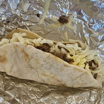 Calico Cactus - Texas Hold' em Brisket eggs monterey jack cheese - Breakfast & Brunch Near Me - Jacksonville, Florida