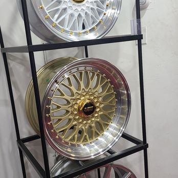 Flathouse Tires - Waiting room rim display - Tires Near Me - Plainfield, New Jersey Flathouse Tires - Waiting room rim display - Tires Near Me - Plainfield, New Jersey