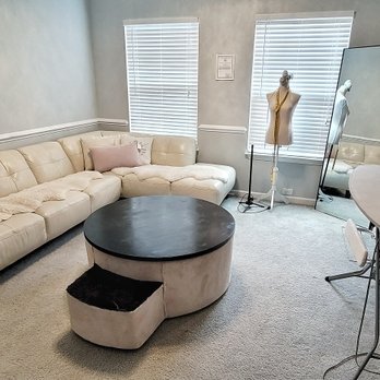 Thread Melody - Customer's room - Sewing & Alterations Near Me - Inman, South Carolina Thread Melody - Customer's room - Sewing & Alterations Near Me - Inman, South Carolina