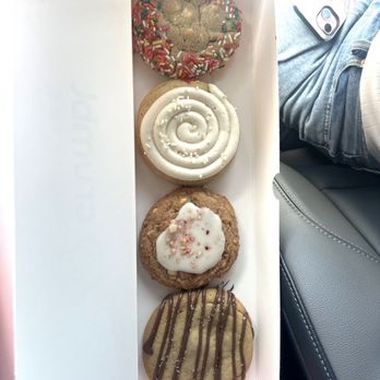 Crumbl - Northridge - Bakeries Near Me - Northridge, California
