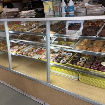 Circle Donuts - Donuts Near Me - Long Beach, California
