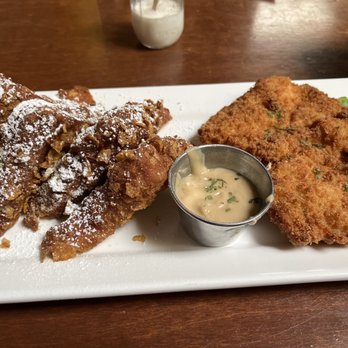 310 Eatery - Temecula French toast. Get it!! 5-star! - Burgers Near Me - Albany, California 310 Eatery - Temecula French toast. Get it!! 5-star! - Burgers Near Me - Albany, California