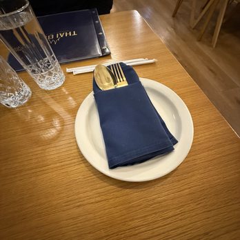 Thaiburi - Table placements - Thai Near Me - Modesto, California
