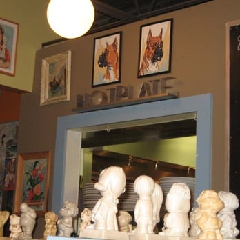 Hot Plate - figurines - Breakfast & Brunch Near Me - Minneapolis, Minnesota